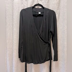 Women's Old Navy Faux Wrap top large